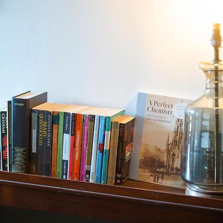 The Rock House - Terrace Apartment - In Heart Of The City Edinburgh Bagian luar foto